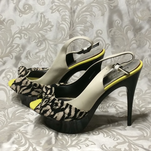 Bebe Multi Color Slingback Heels - Picture 3 of 5
